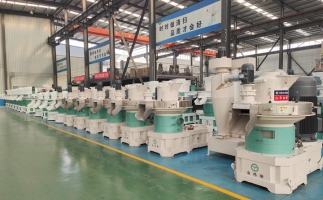 新購進(jìn)的木屑顆粒機為什么壓制不成型散料多？